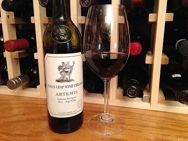 Bottle and glass of Stag's Leap Artemis Cabernet Sauvignon
